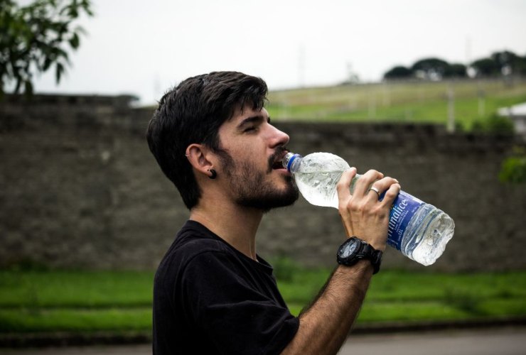 Cosa leggere in etichetta prima di acquistare l'acqua 