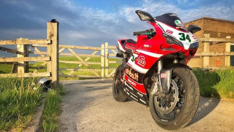 Ducati 848 - fonte_YouTube - Stylology.it
