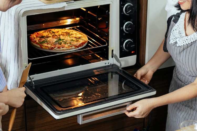 forno multifunzione - fonte_Canva - Stylology.it