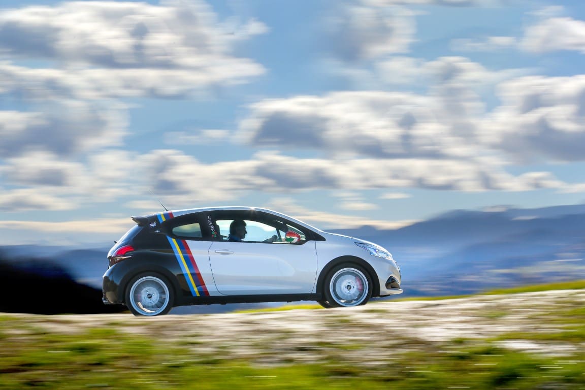 Peugeot 208 GTi/NOVE