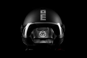 Graphene helmet Momodesign