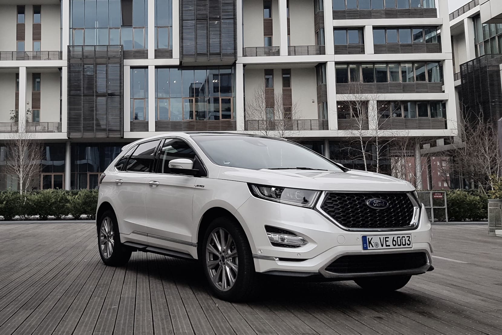 Ford Edge Vignale Milan Fashion Week