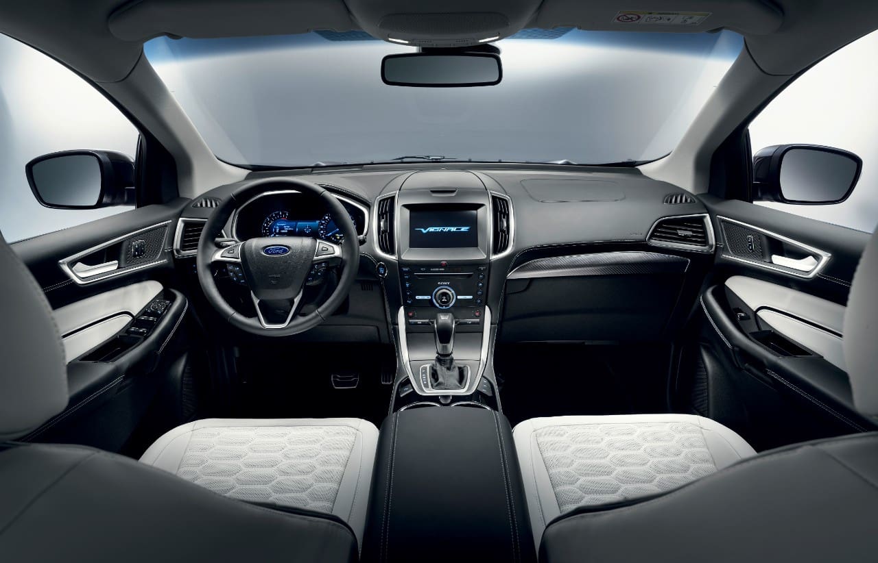 Ford Edge Vignale Milan Fashion Week