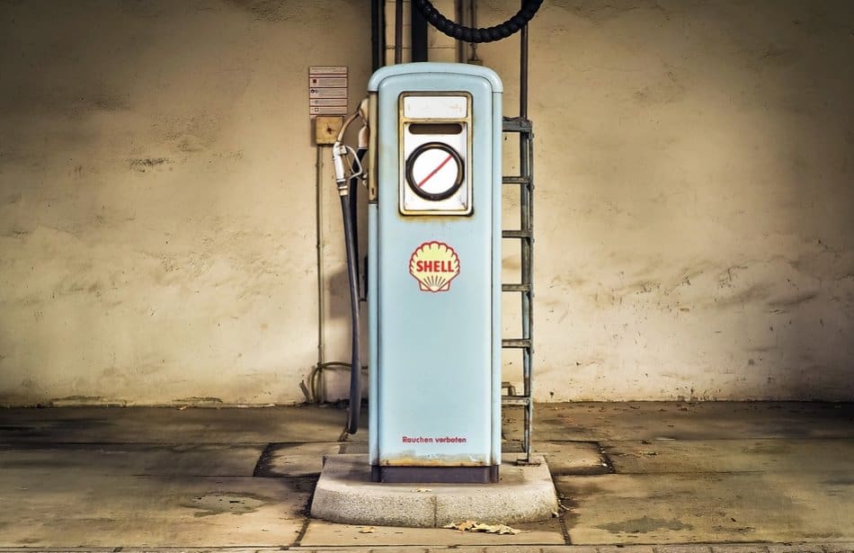 Prima pompa di benzina
