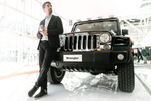 Jeep Wrangler Unlimited Sahara con Mopar One Pack