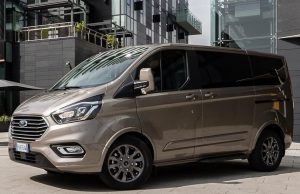 ford tourneo custom tecnologia