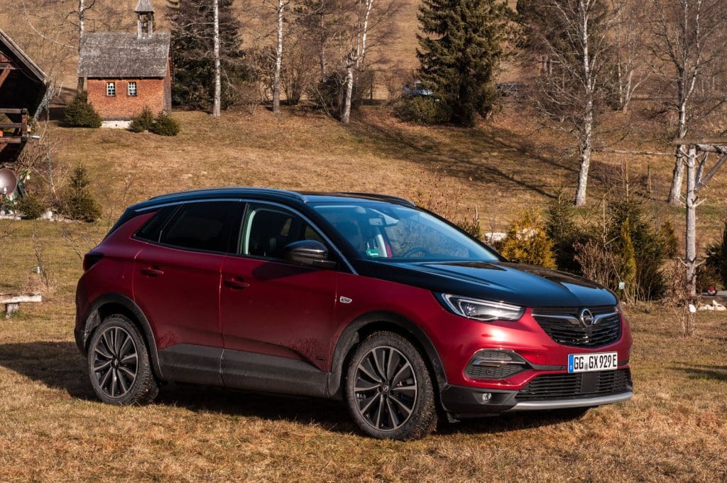 Opel Grandland X Hybrid4