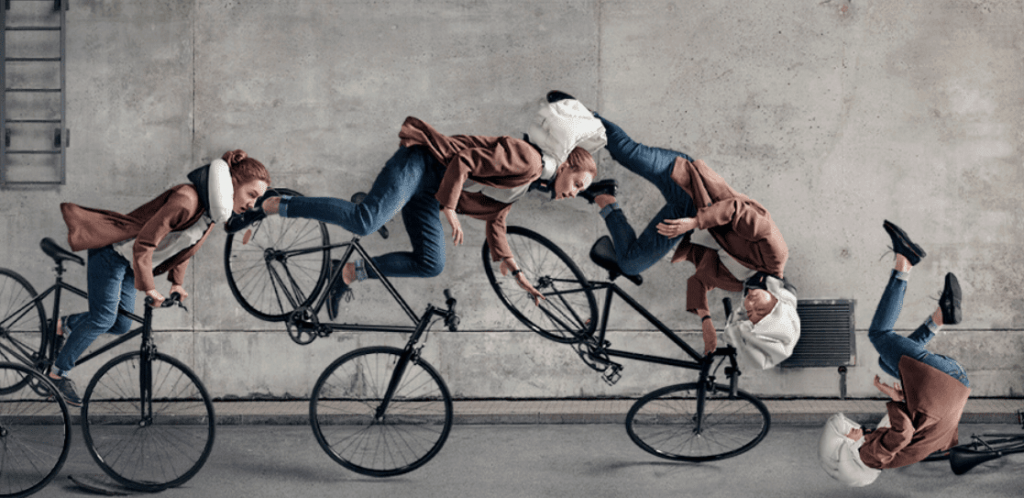 casco per ciclisti con airbag