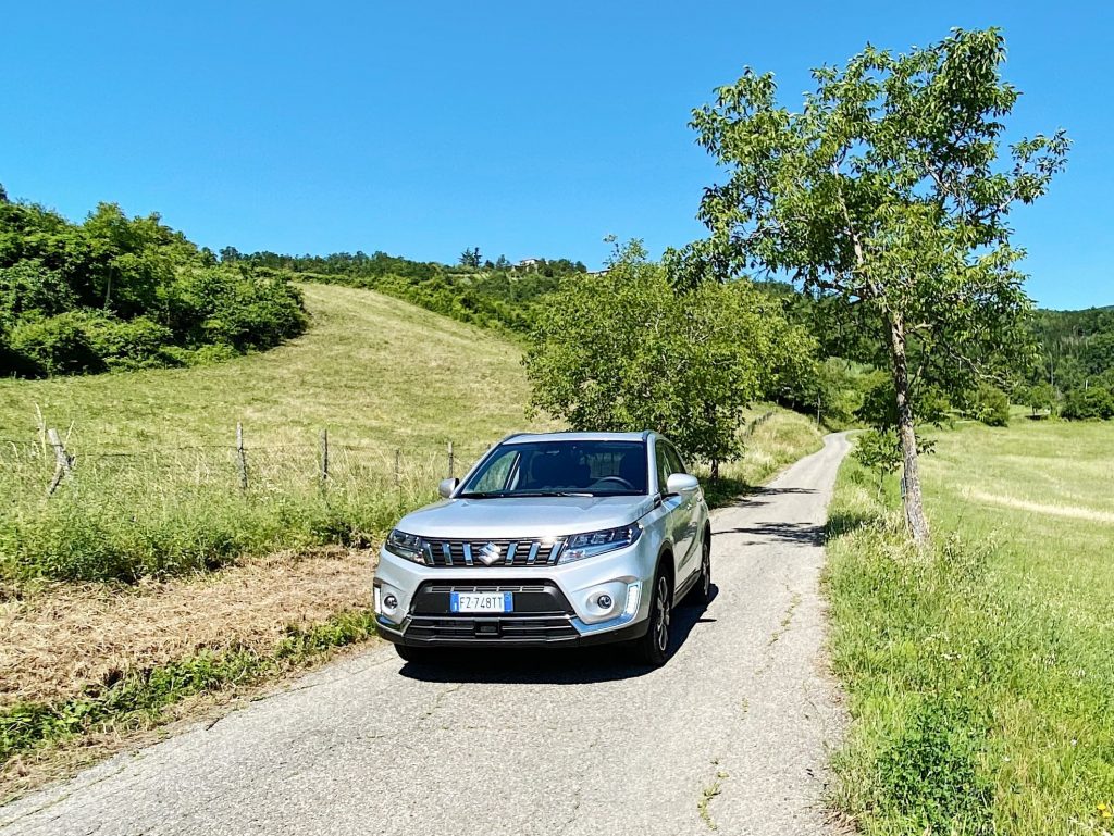 Suzuki Vitara Hybrid 4WD Allgrip: alta efficienza a trazione integrale
