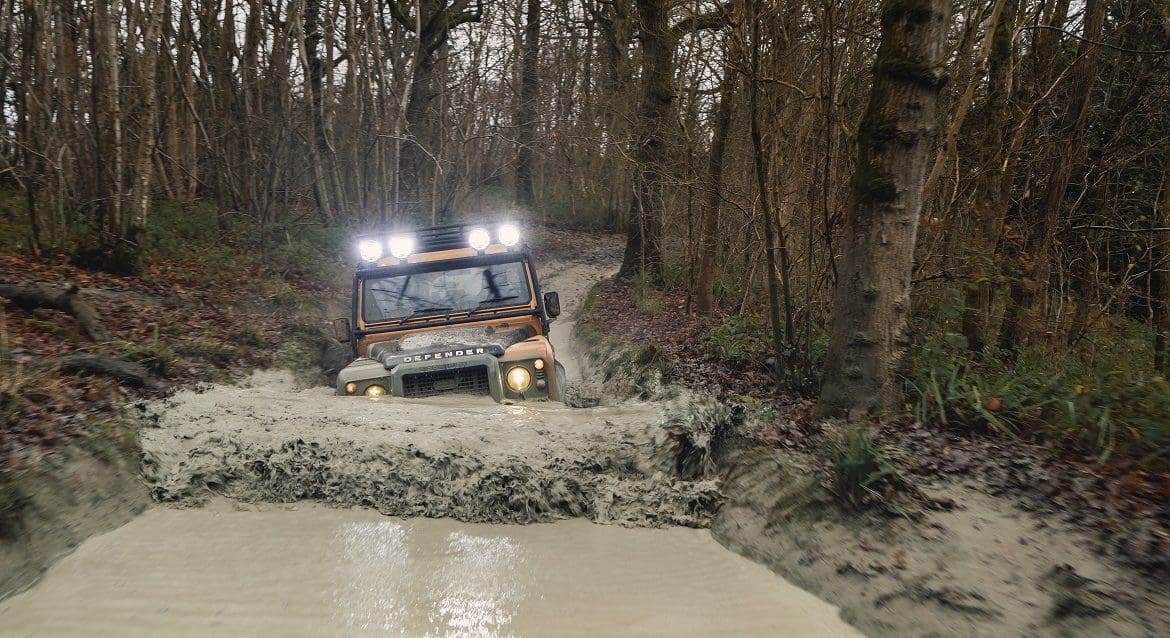 Land Rover Trophy con Defender V8