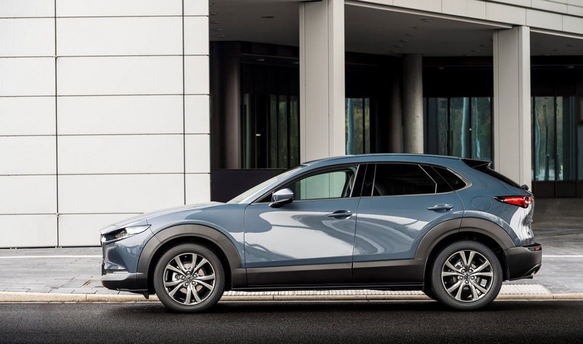 Mazda-CX-30-Polymetal-Grey,-Static-04