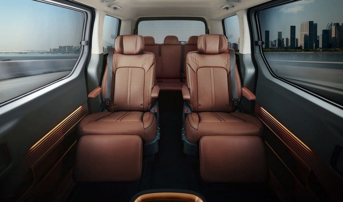 Hyundai Staria interni