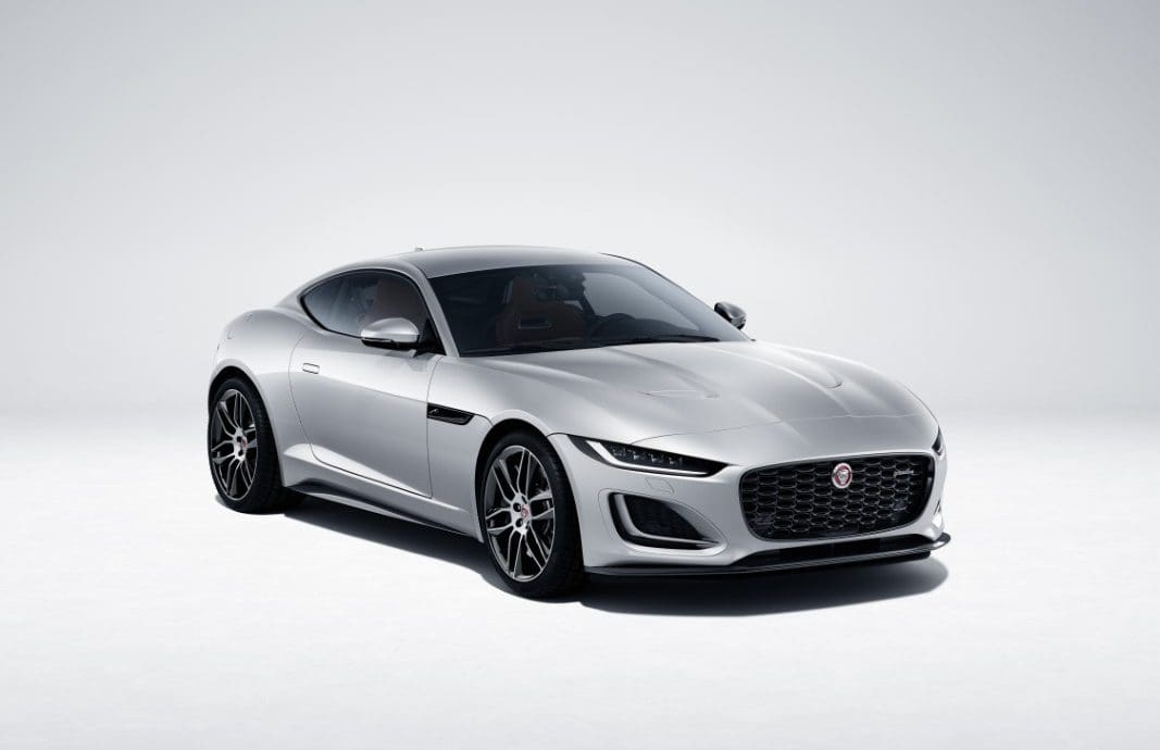 Jaguar F-Type R-Dynamics Black (6)