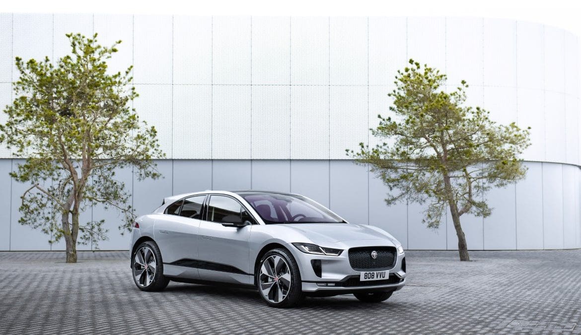 Jaguar I-PACE Black profilo anteriore