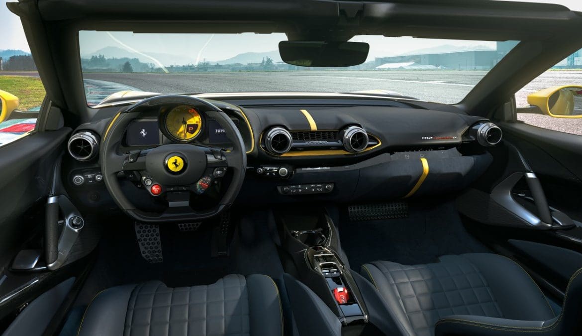 Ferrari_812_Competizione_A_interni