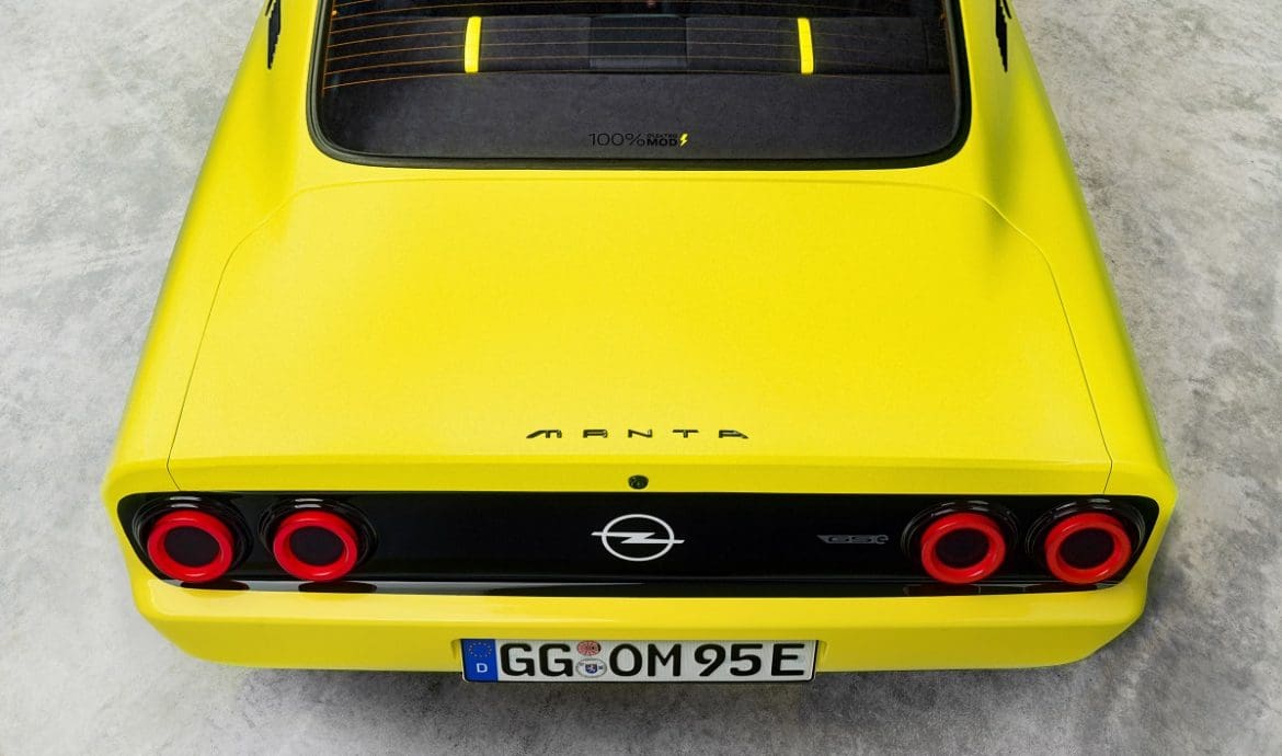 Opel Manta cofano posteriore