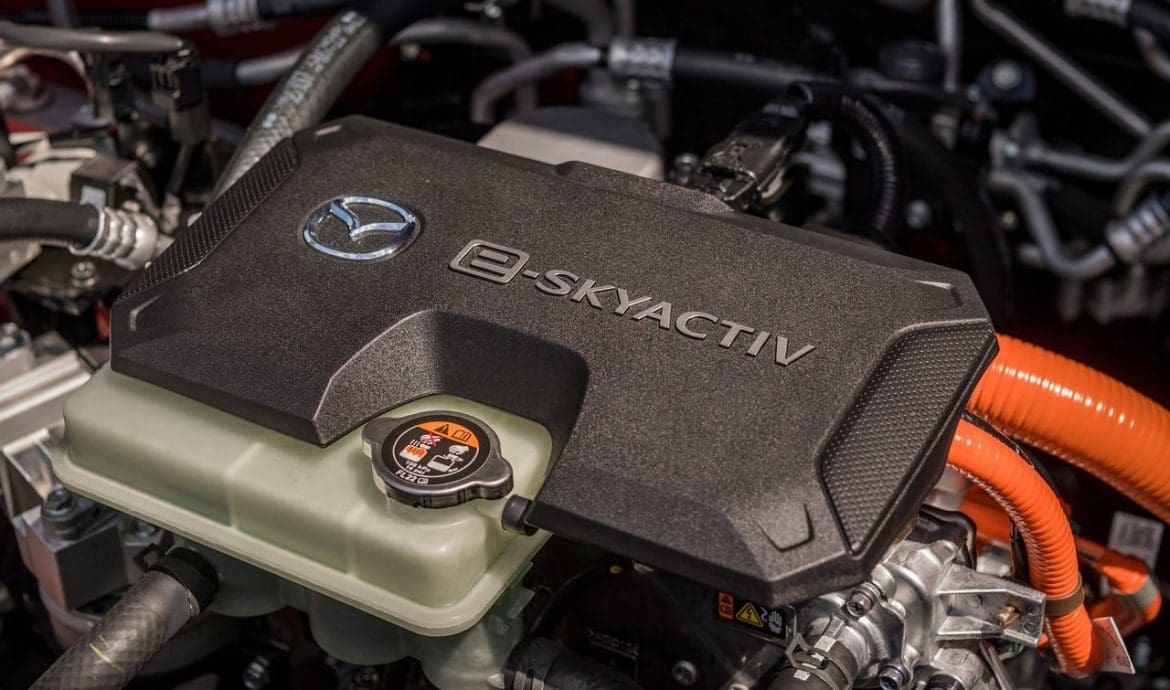 Mazda-MX-30-2021-e-skya