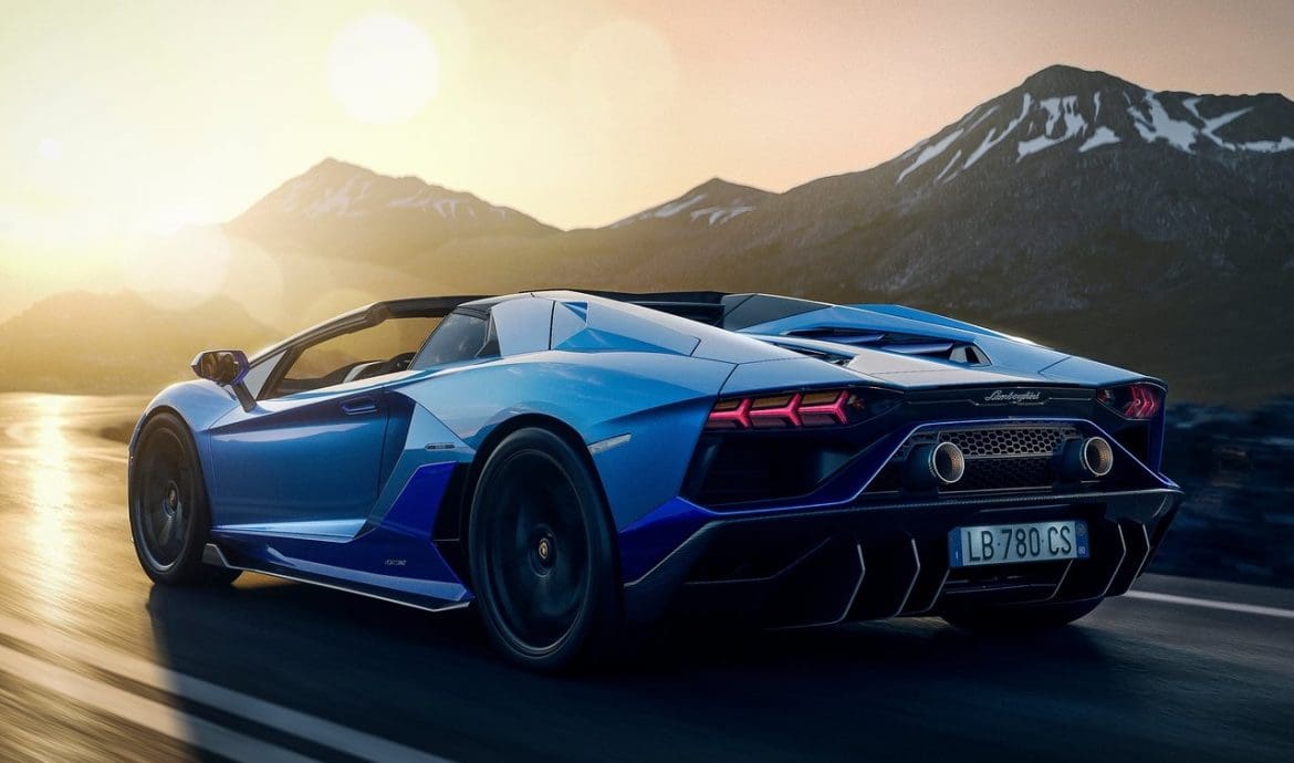 Lamborghini-Aventador_LP780-4_Ultimae_Roadster-2022-profilo-posteriore
