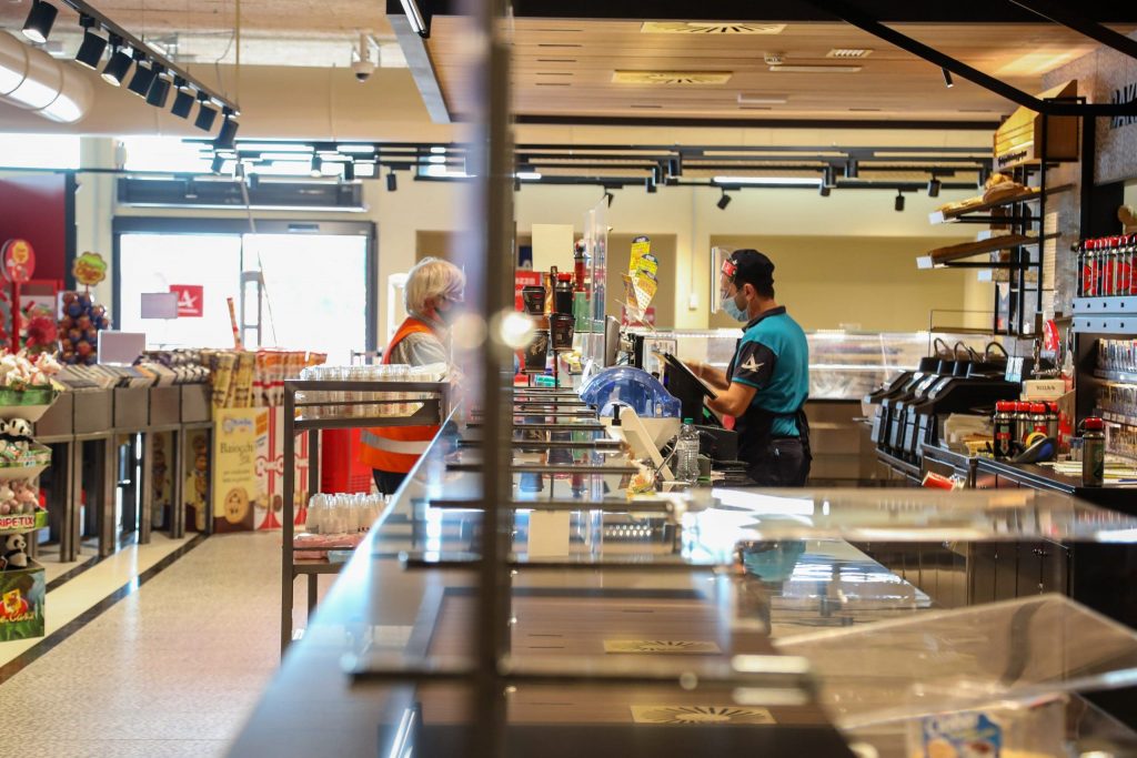 Giovani e lavoro: nasce il corso di Autogrill e Generation Italy