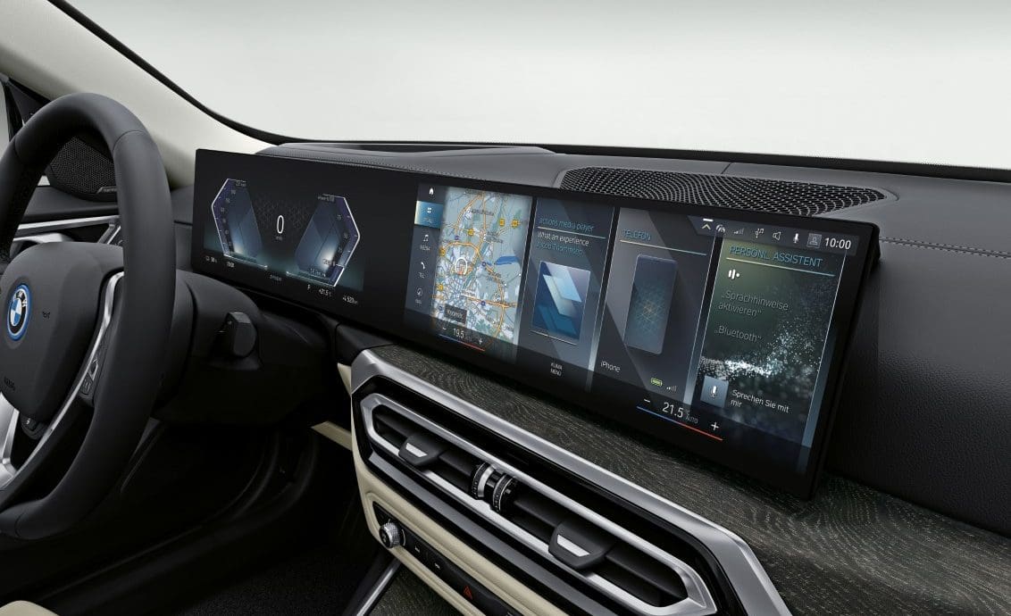 BMW i4 M50 touchscreen