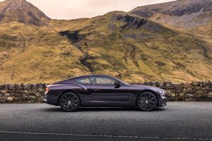 Bentley GT Mulliner Blackline profilo