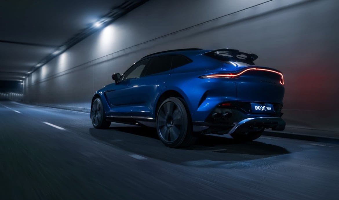 Aston Martin DBX707 modalità Race Star