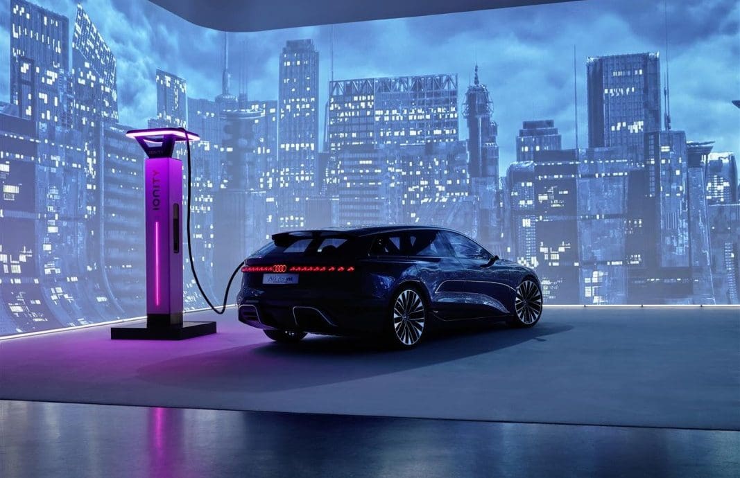 Audi A6 Avant e-tron concept ricarica e autonomia