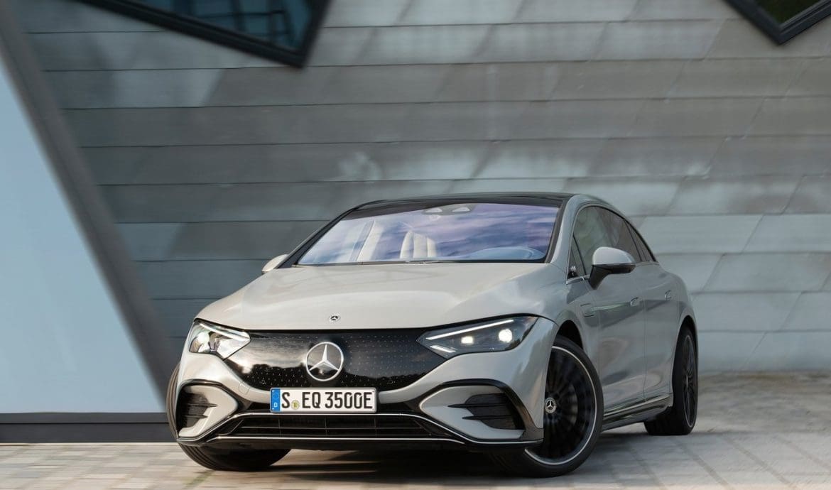 Mercedes EQE dimensioni