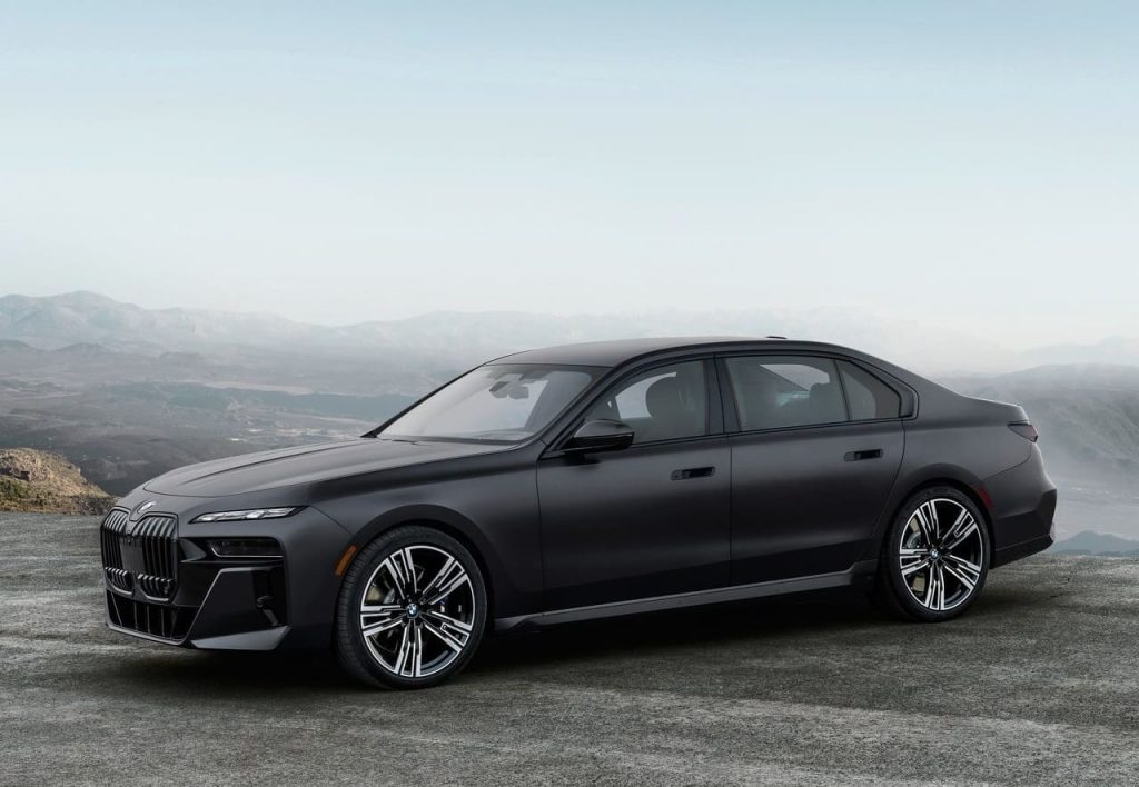 BMW serie 7 profilo anteriore