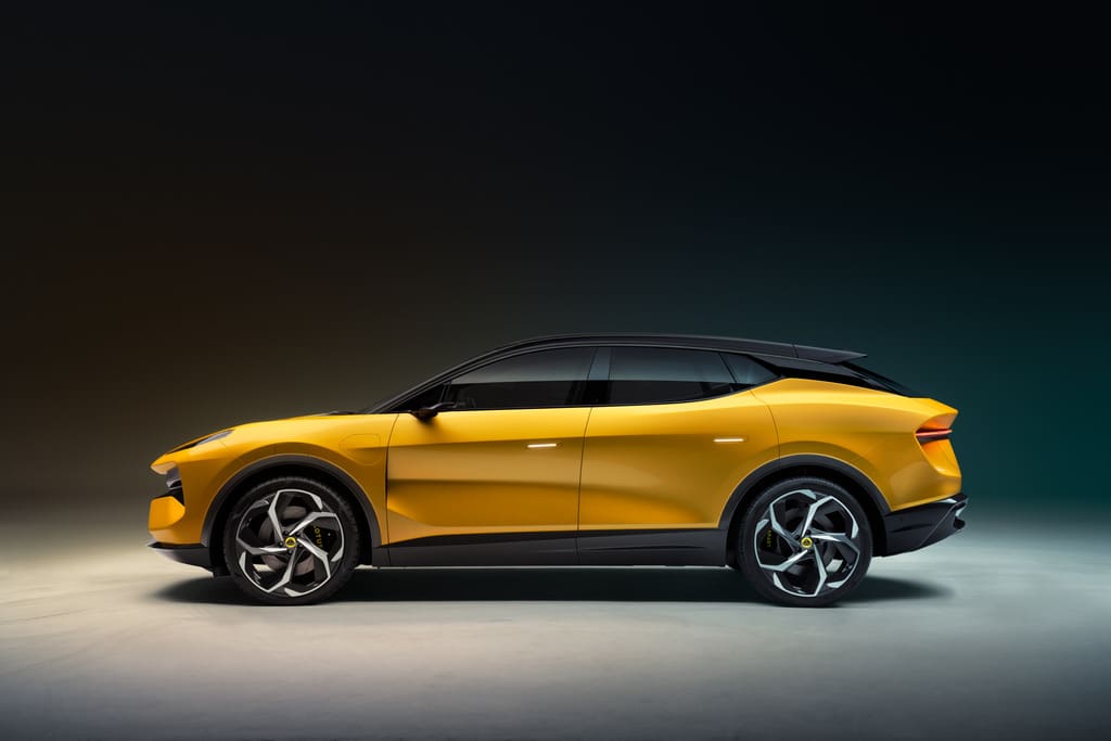 Lotus Eletre profilo