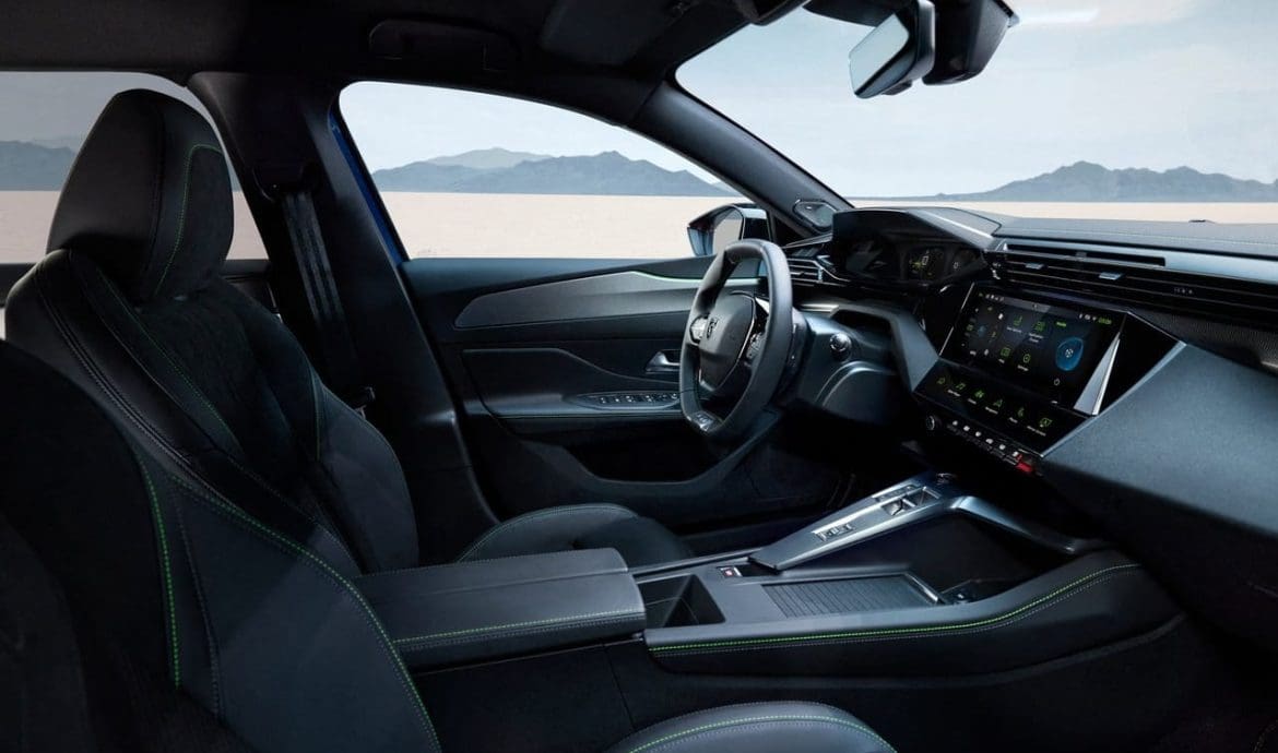 Peugeot 408 interni