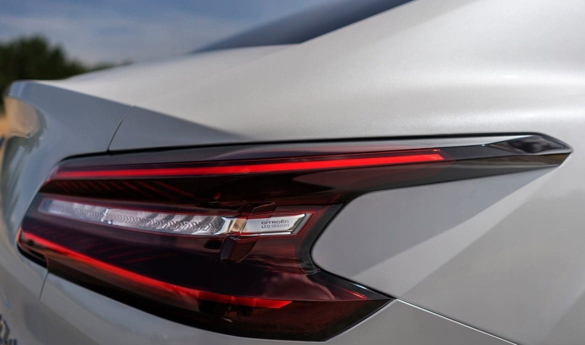 Citroen C4 X nuovi fanali a LED posteriori