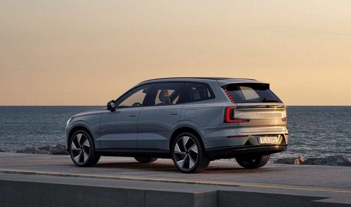 Volvo EX90 sicurezza