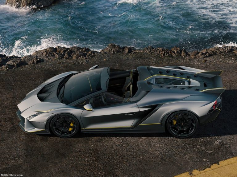 Lamborghini Invincible e Autentica: i nuovi gioielli del toro