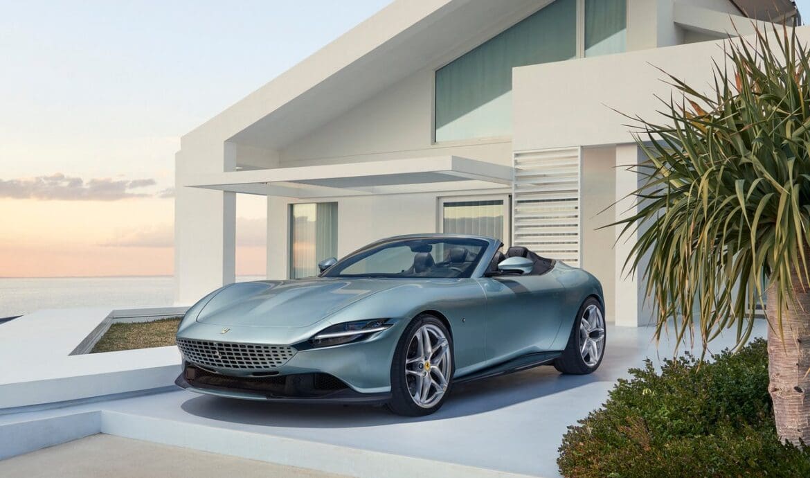 Ferrari Roma Spider profilo