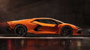 Lamborghini Revuelto