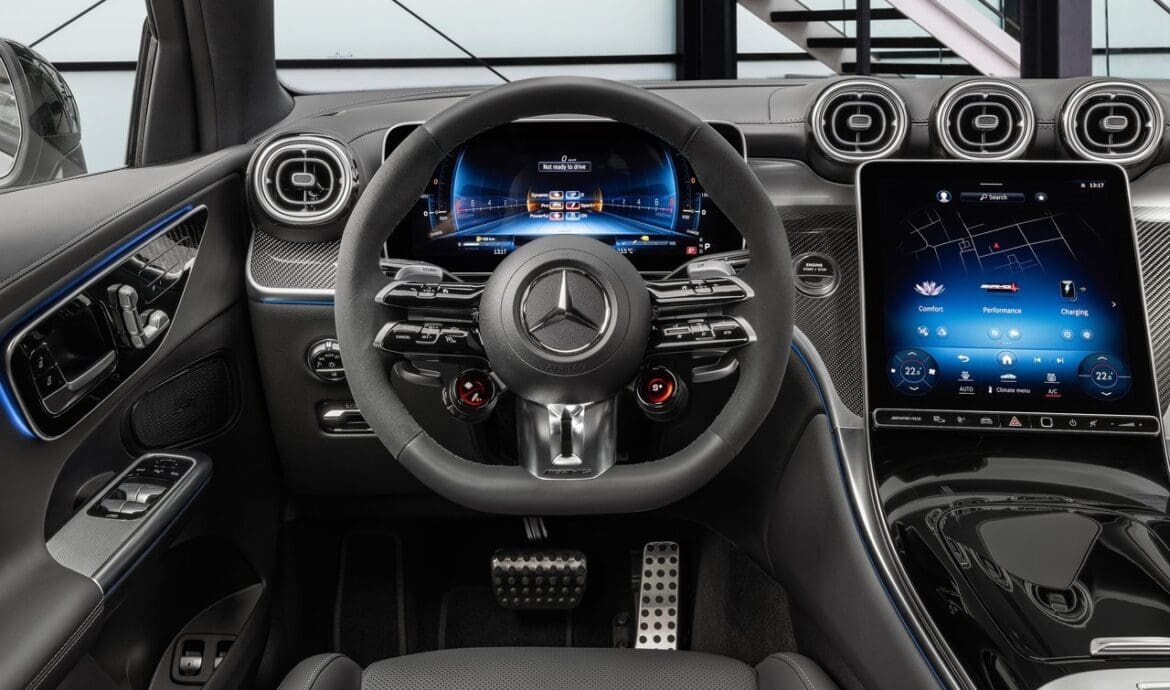 Mercedes GLC interni
