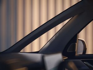 nuova Volvo EM90
