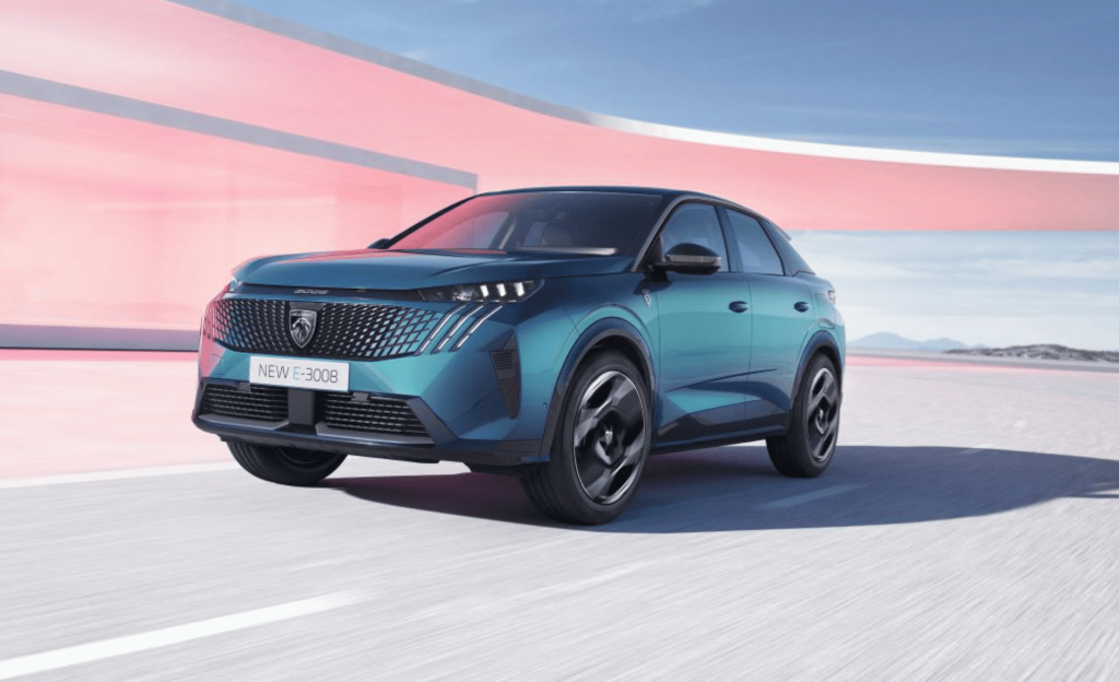 Peugeot E-3008: una nuova visione del Leone