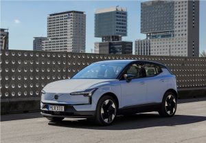 Volvo EX30