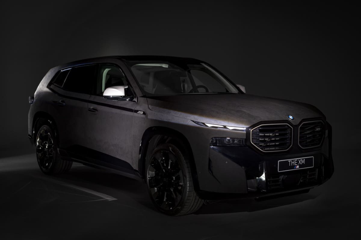 BMW XM con Alcantara