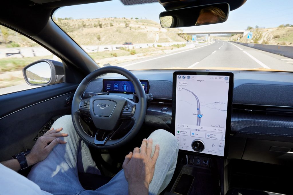 Ford BlueCruise: guida assistita su autostrade in 15 paesi europei