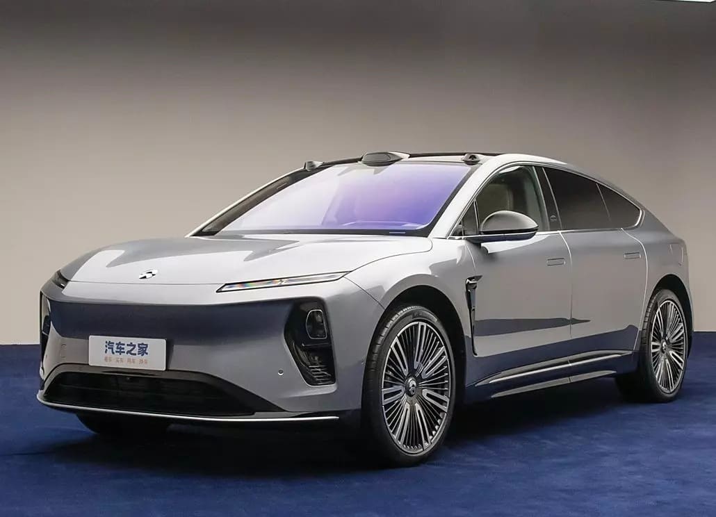 NIO ET9