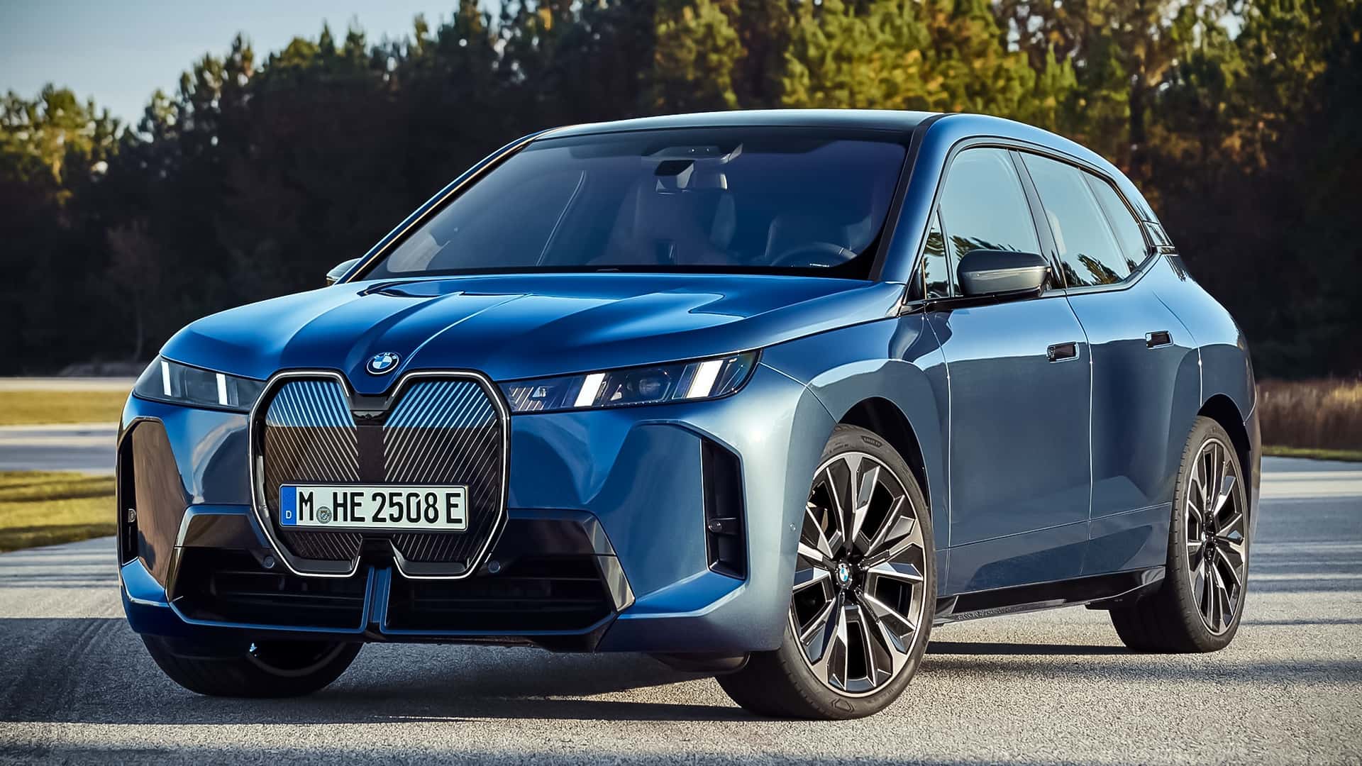 BMW iX 2025