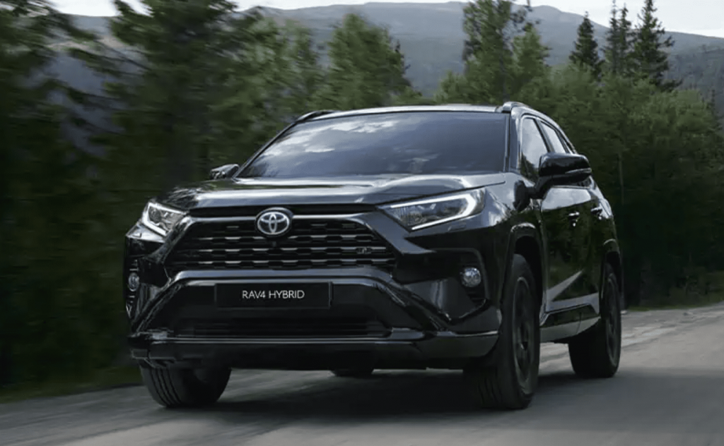 Ecco perché scegliere di acquistare un’auto Toyota ibrida