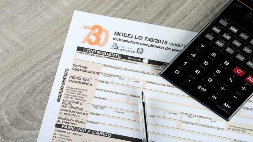 UFFICIALE AGENZIA DELLE ENTRATE, 120 mila euro di multa per chi fa la dichiarazione dei redditi compilata: dal 1 agosto devi dichiarare questa cosa