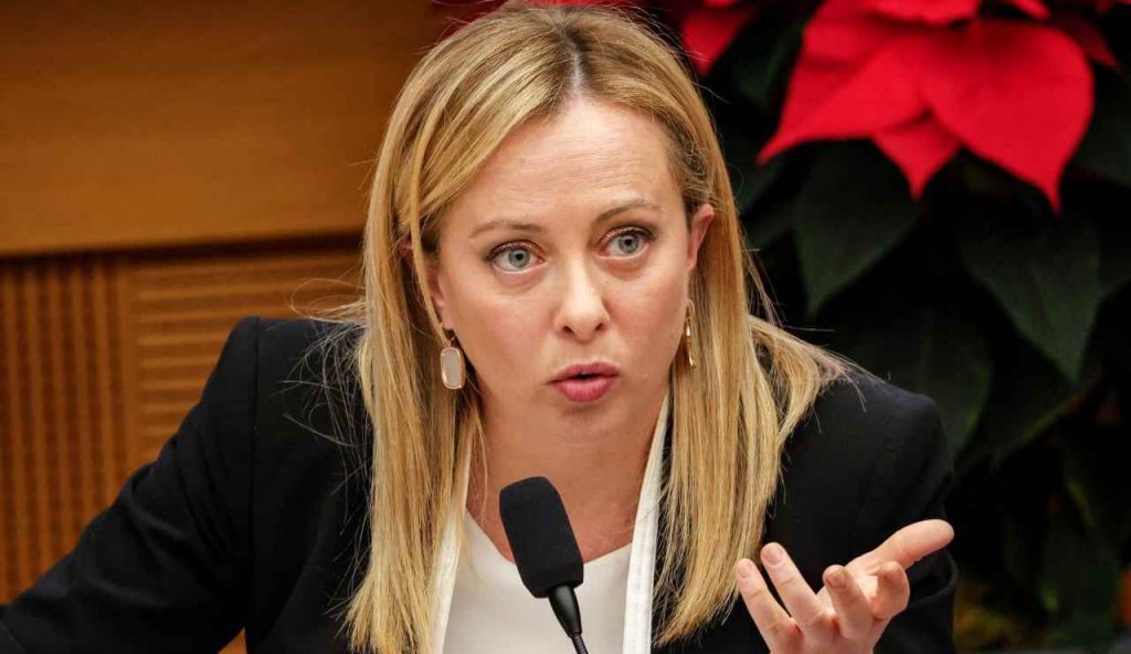 Il Governo Meloni vara una tassa sulle pensioni