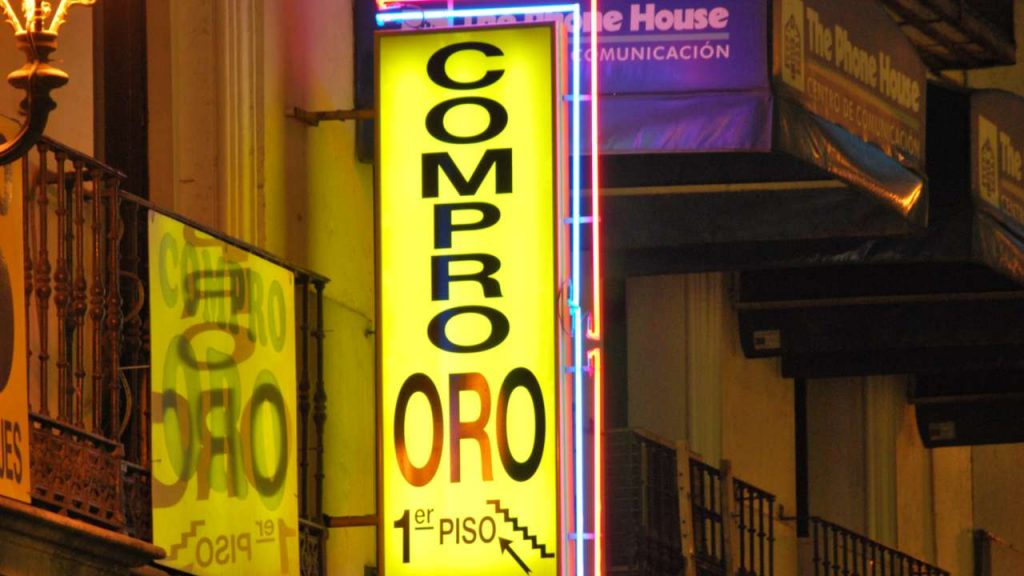 Lo strano caso del compro oro