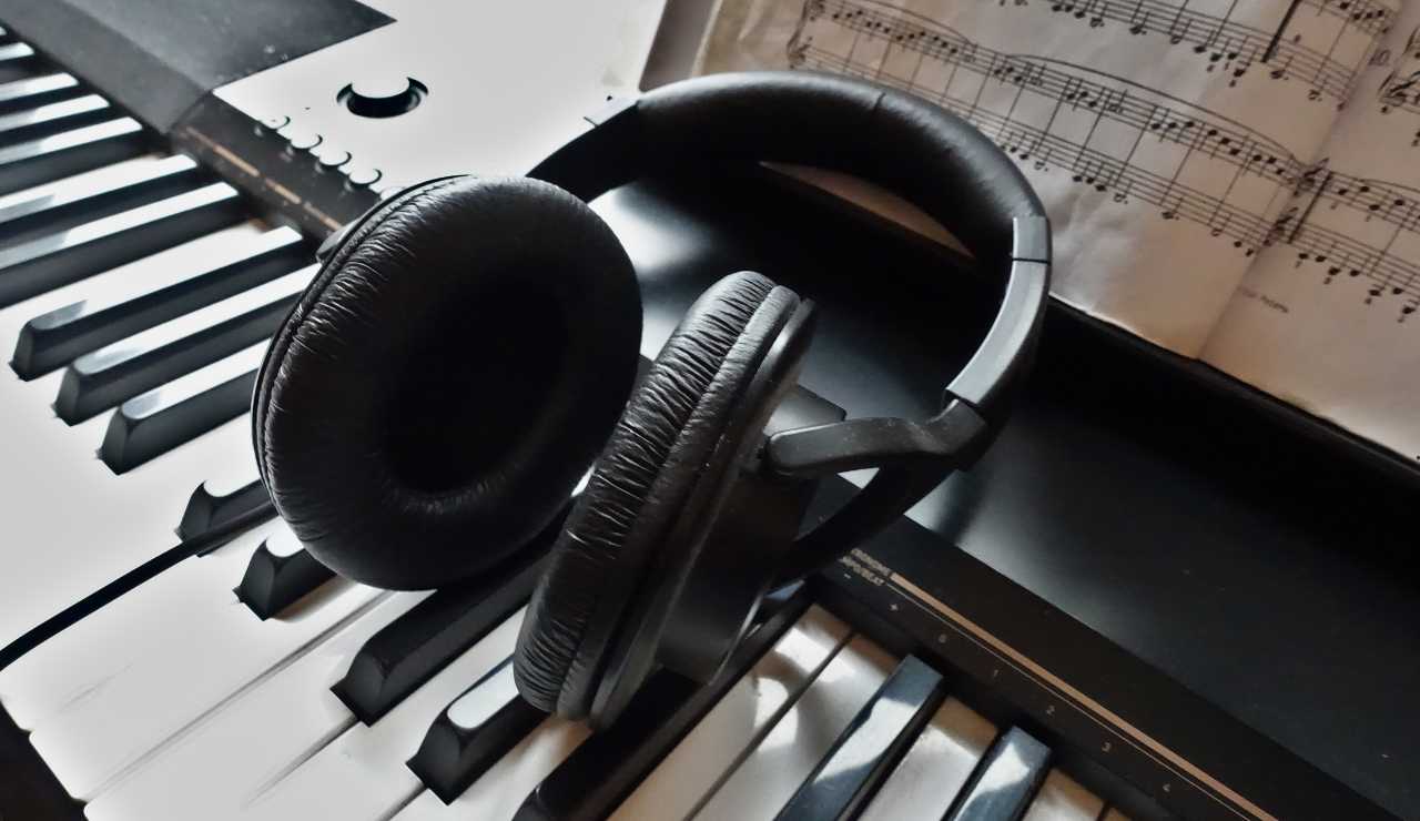 Addio alla voce della musica italiana - fonte_Canva - Stylology.it