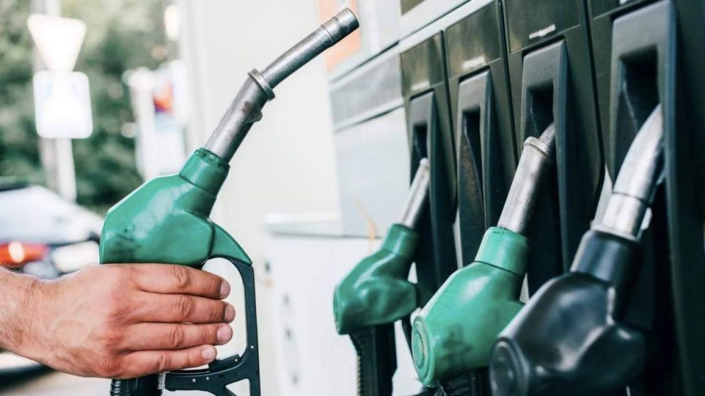 Benzina (Depositphotos)-stylology.it